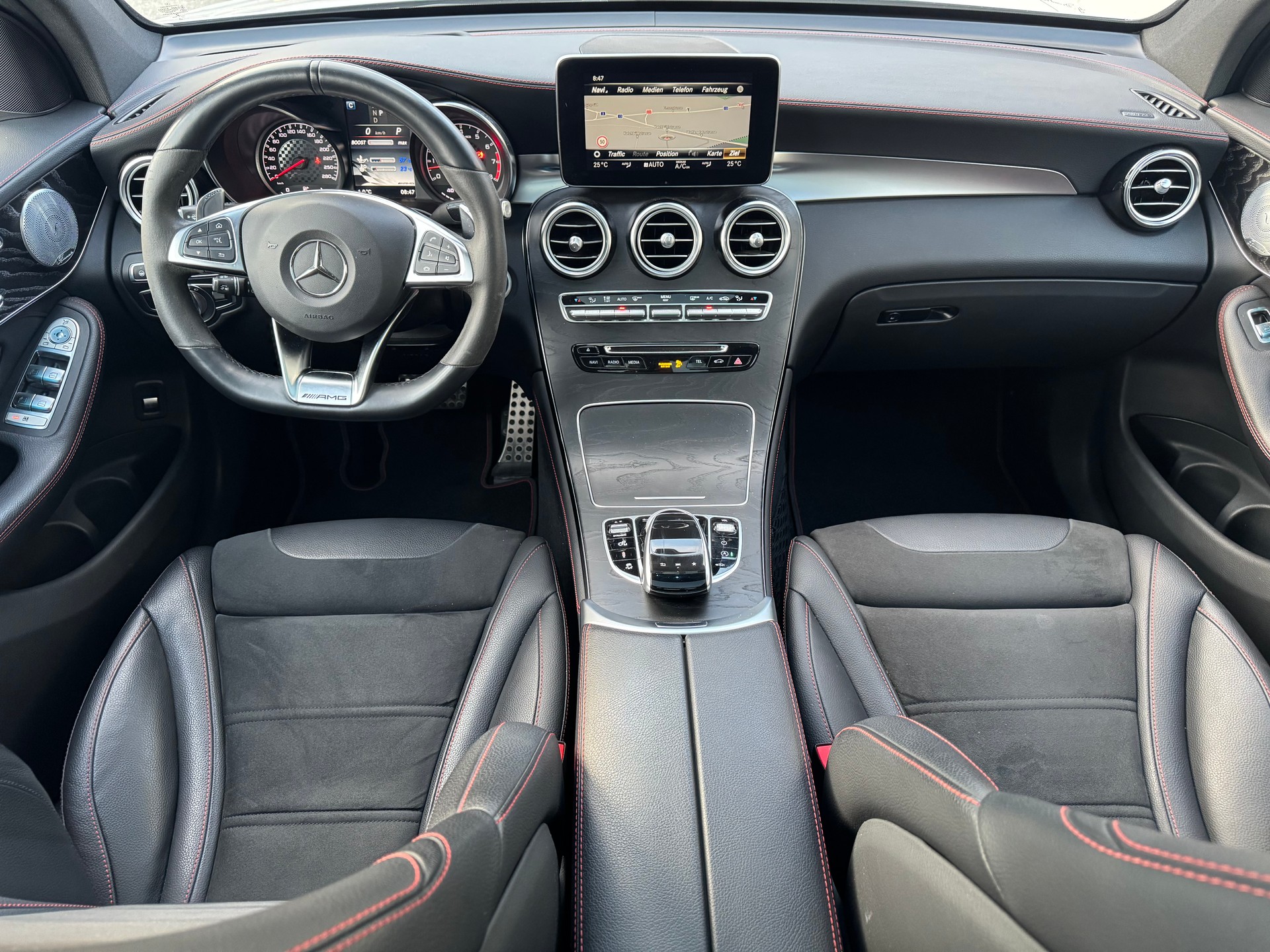 MERCEDES-BENZ GLC 43 AMG 4Matic 9G-Tronic-image-10