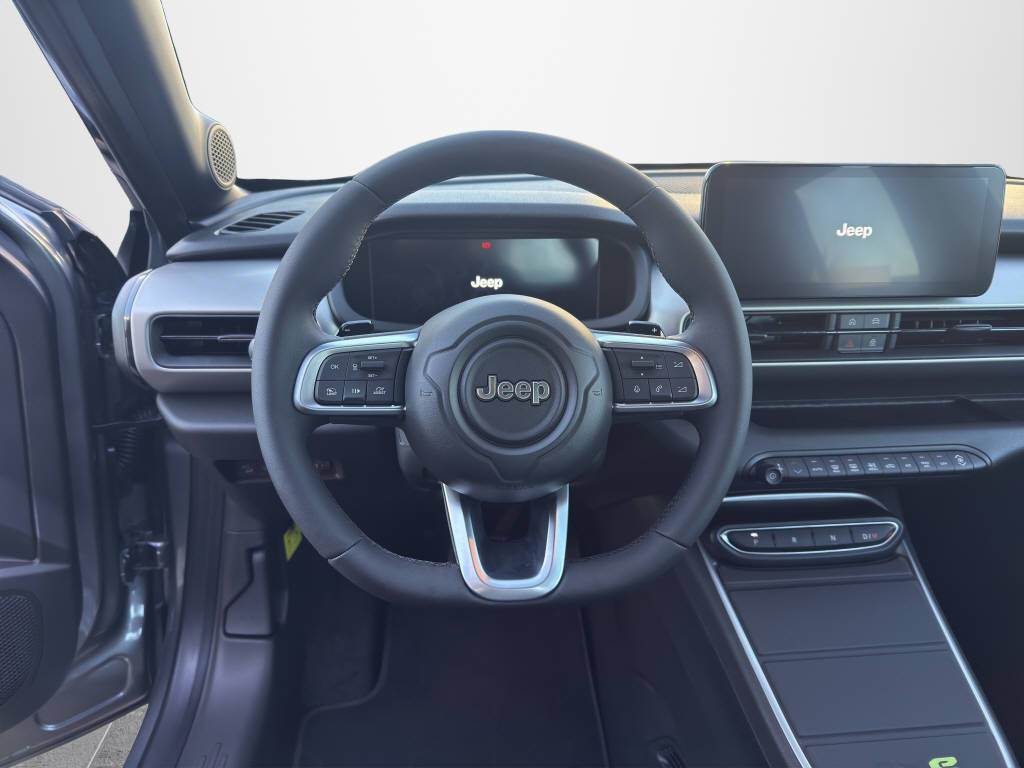 JEEP Avenger 1.2 MHEV Upland Plus 4xe-image-9