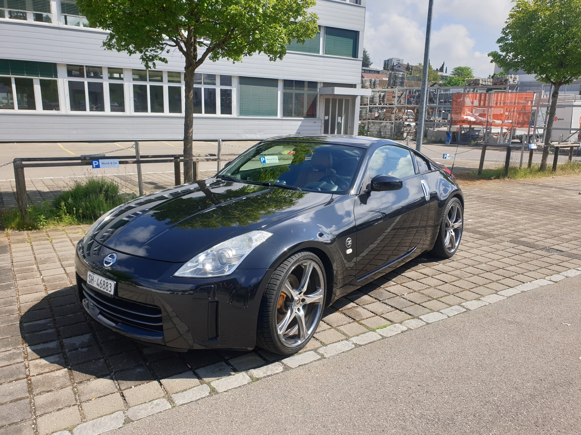 NISSAN 350 Z Pack-showroom-element-1