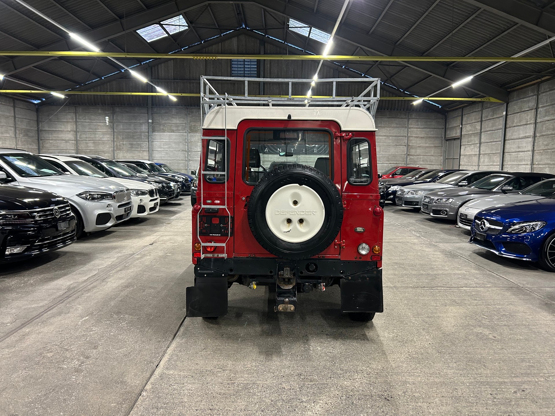 LAND ROVER Defender 90 SW 2.5 Td5-image-4