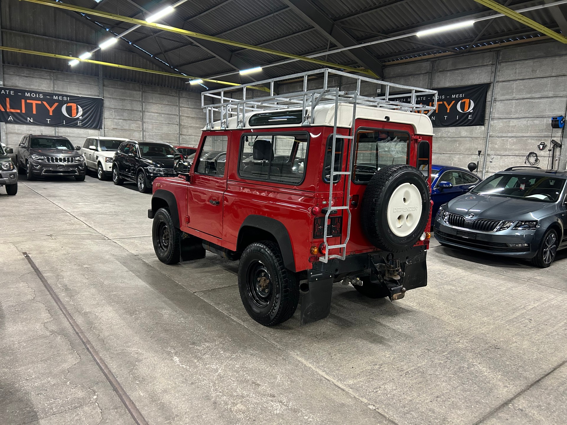 LAND ROVER Defender 90 SW 2.5 Td5-image-5
