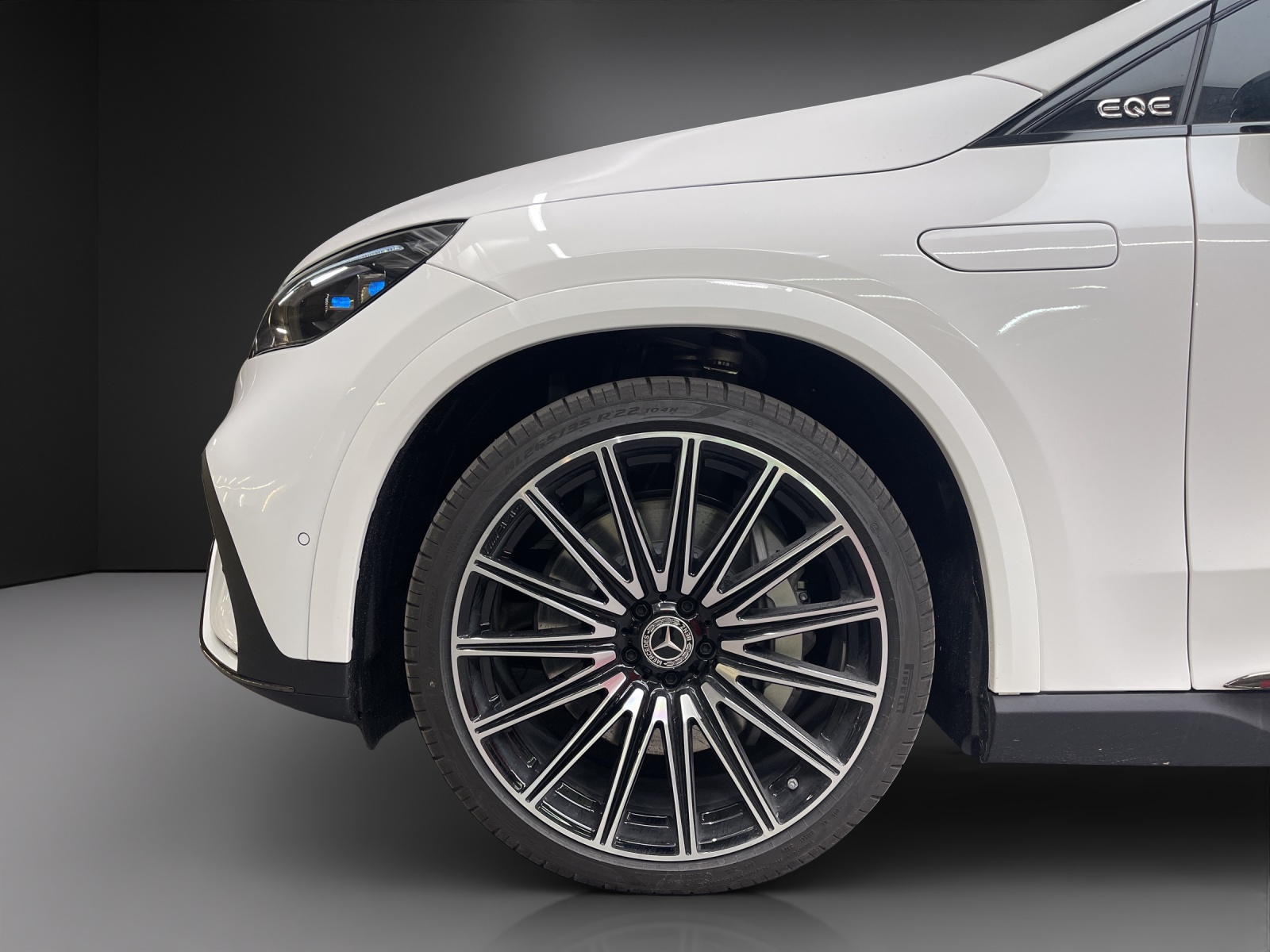 MERCEDES-BENZ EQE SUV 350 4 M Exe. Ed.-image-5