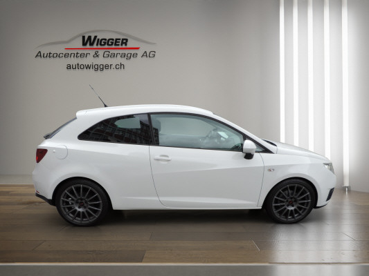 SEAT Ibiza SC 1.6 Sport-showroom-element-2