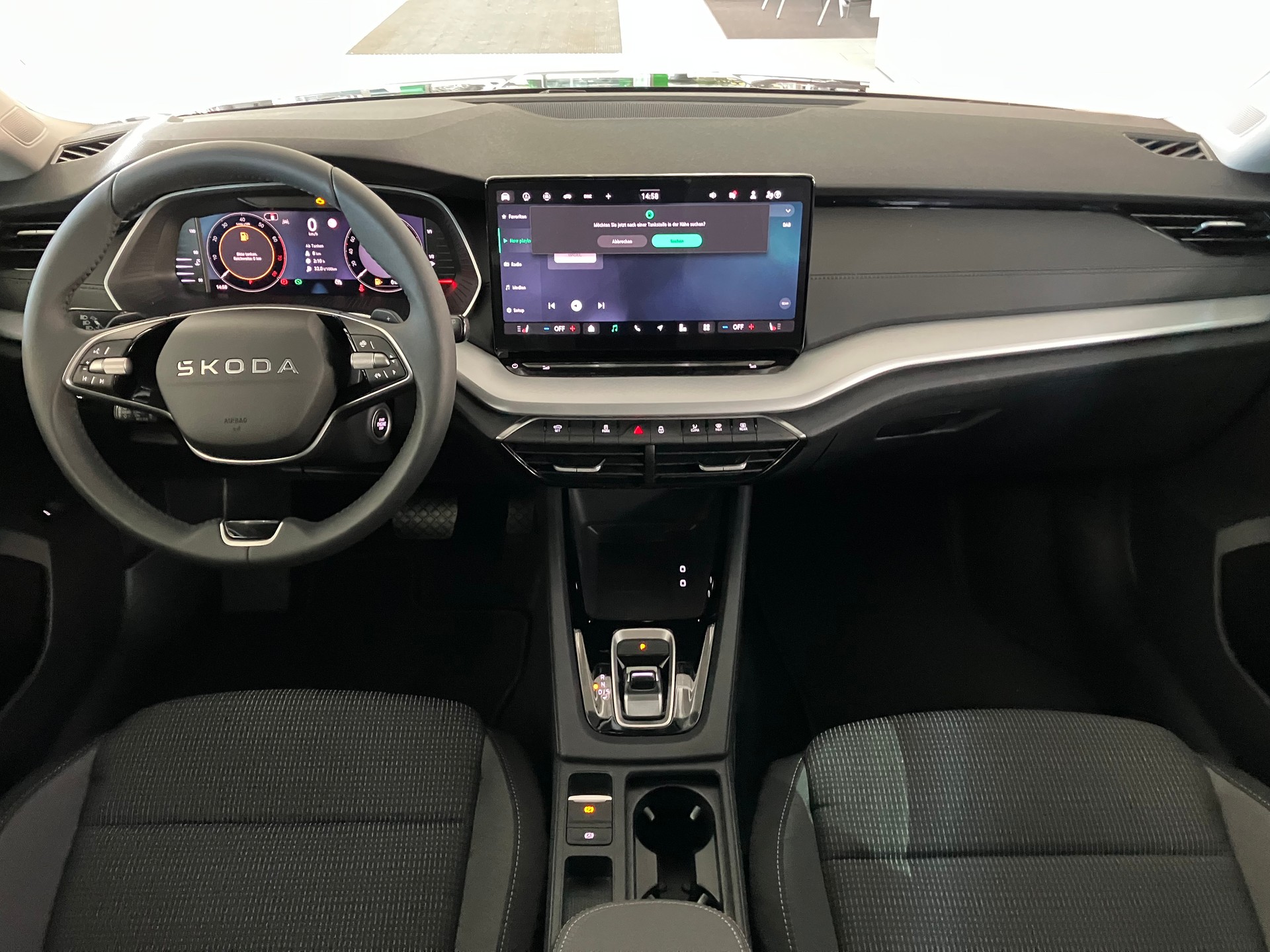 SKODA Octavia Combi 2.0 TSI DSG Selection 4x4-image-9