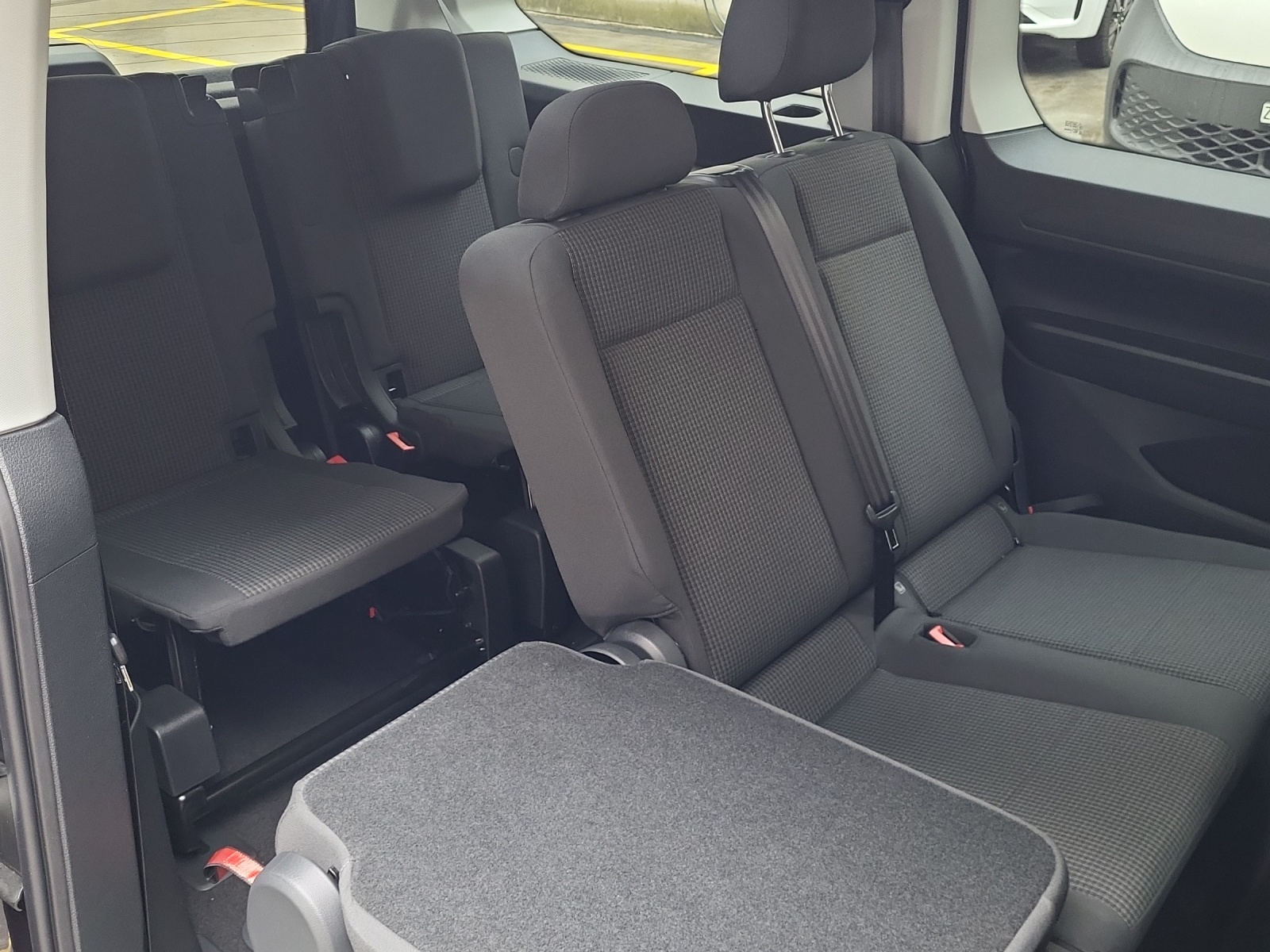 VW Caddy Liberty Maxi 1.5eHybrid-image-21