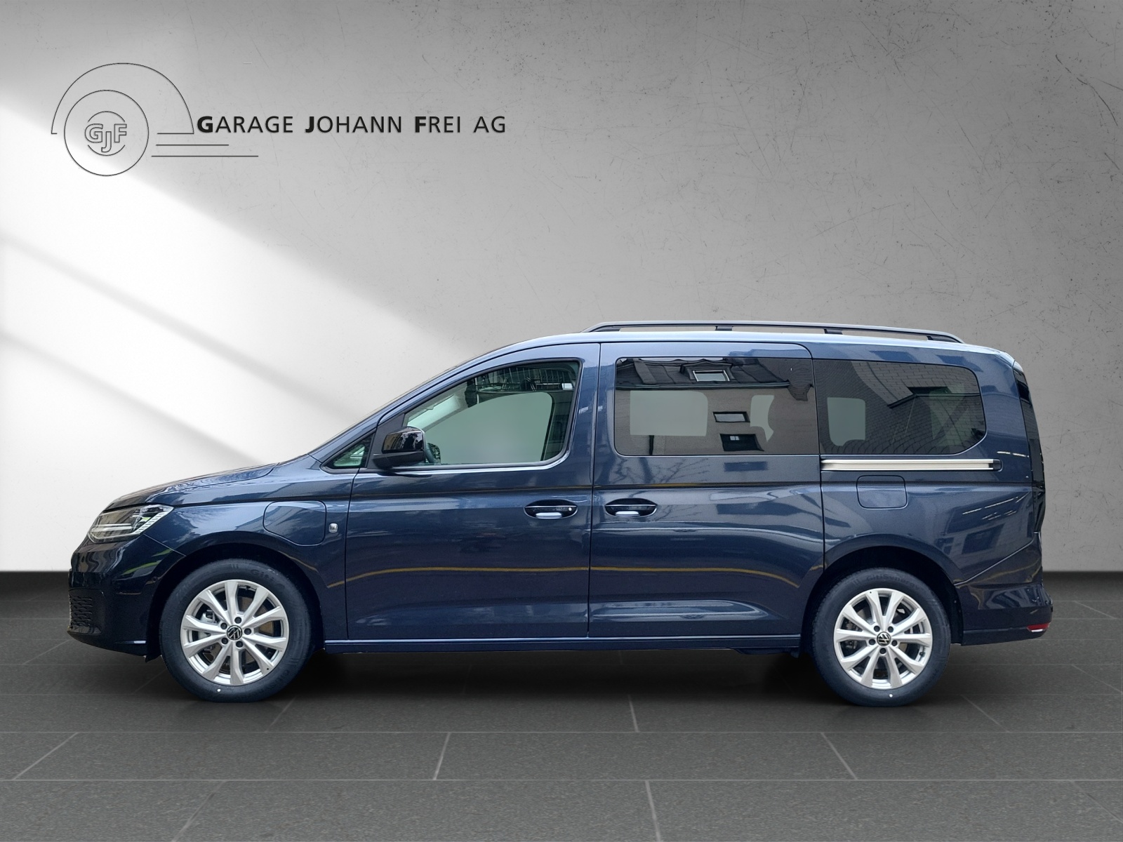 VW Caddy Liberty Maxi 1.5eHybrid-image-1