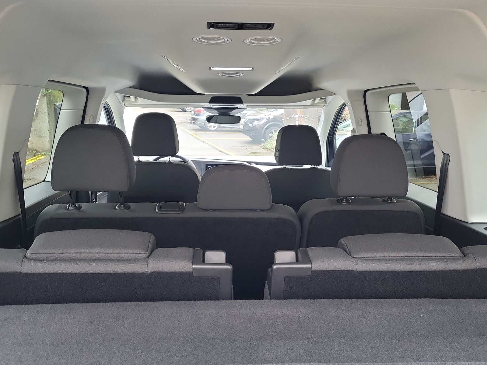 VW Caddy Liberty Maxi 1.5eHybrid-image-19