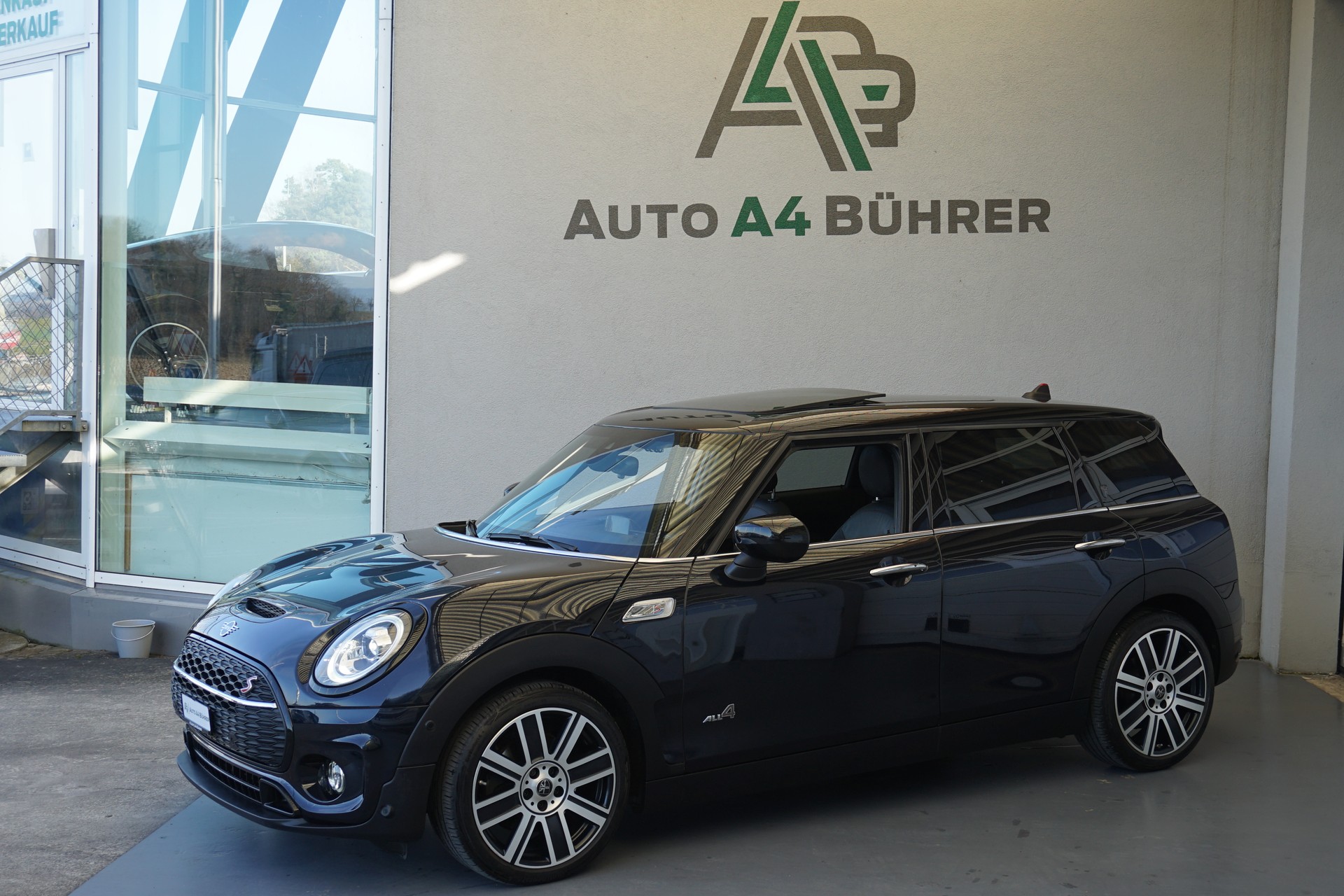 MINI Clubman Cooper S Trafalgar 192PS All4 Automat 4WD-image-4
