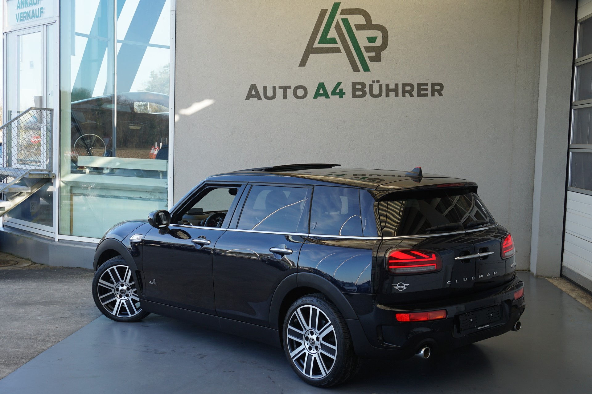 MINI Clubman Cooper S Trafalgar 192PS All4 Automat 4WD-image-6