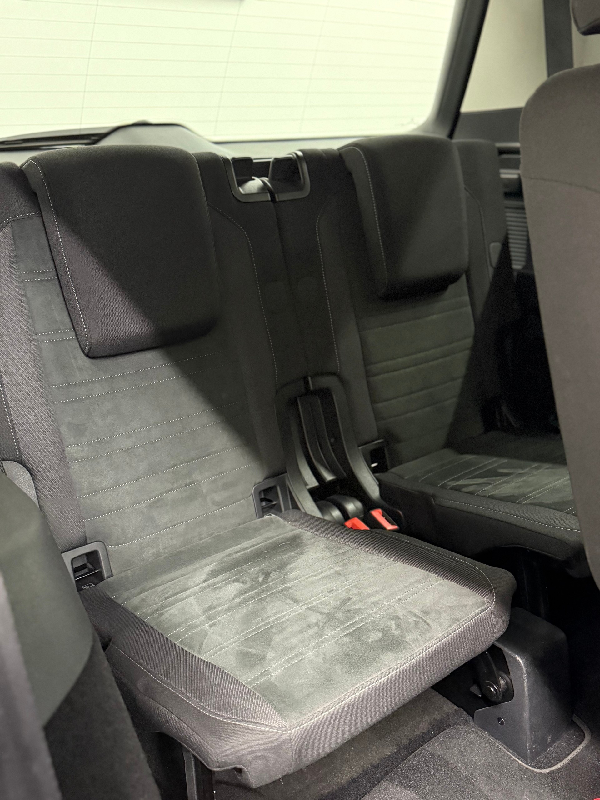 VW Touran 2.0 TDI Highline DSG 7-Plätzer-image-20