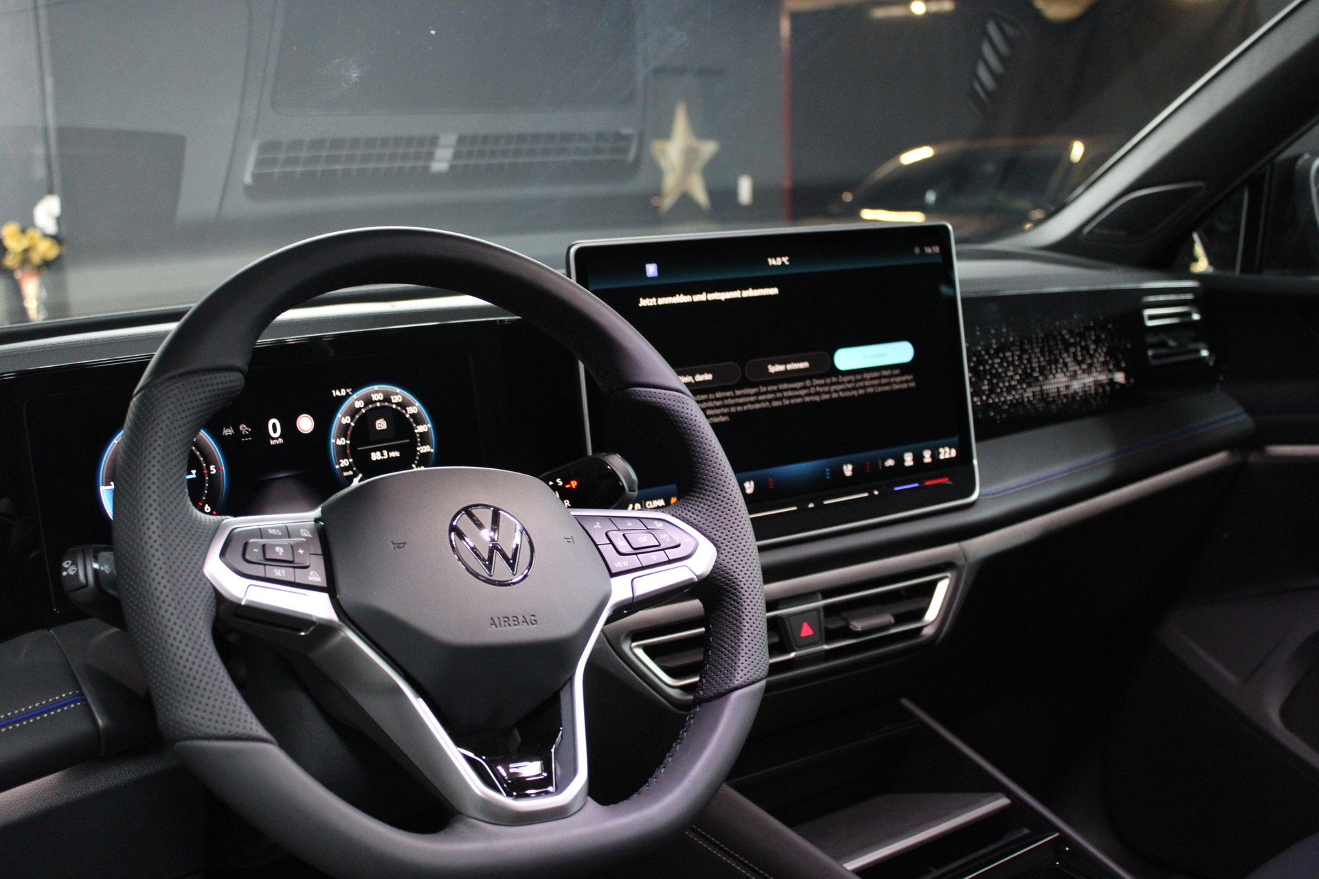 VW Tiguan 2.0TDI R-Line 4M-image-6