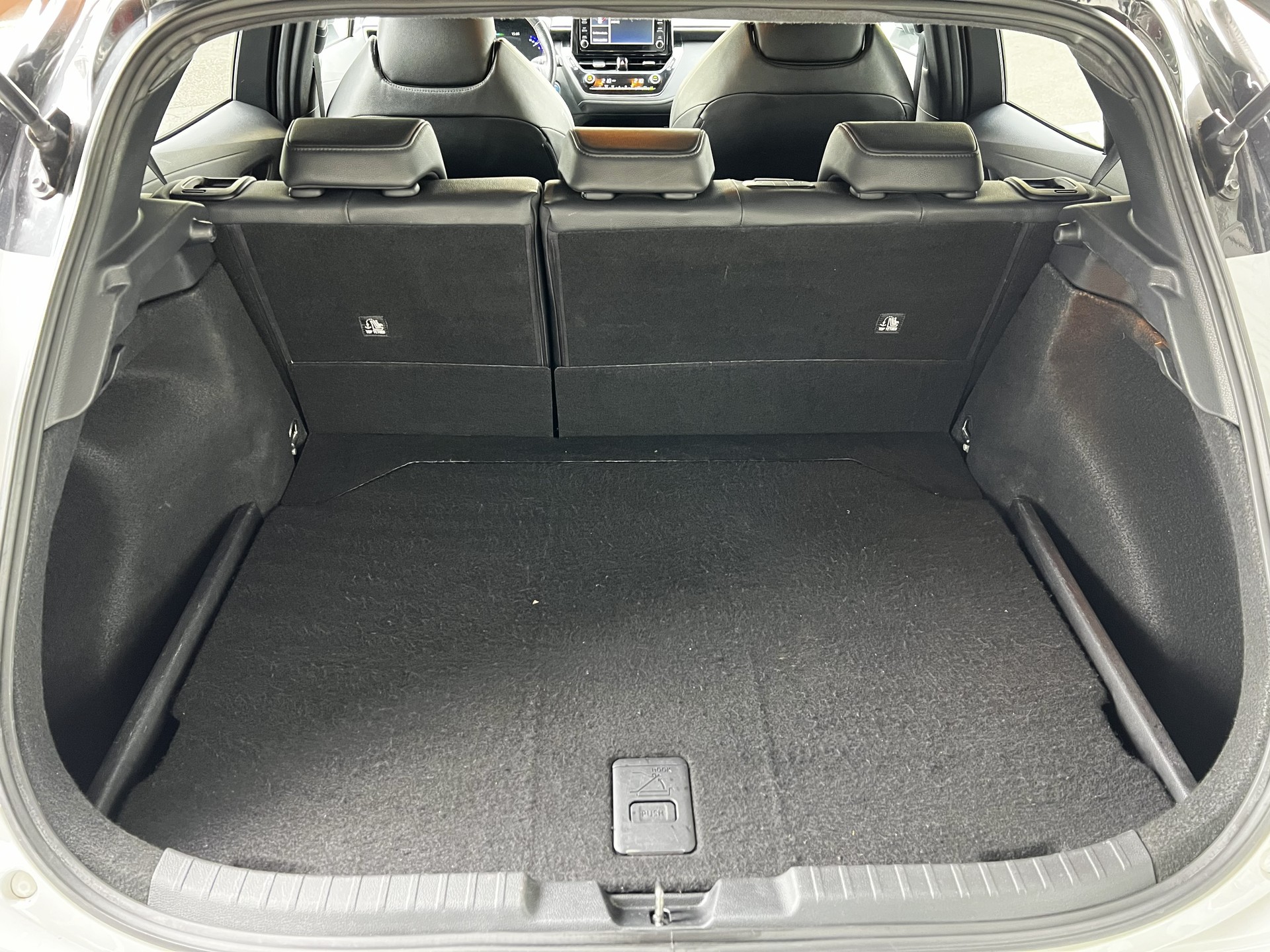 TOYOTA Corolla 2.0 HSD GR-S e-CVT-image-3