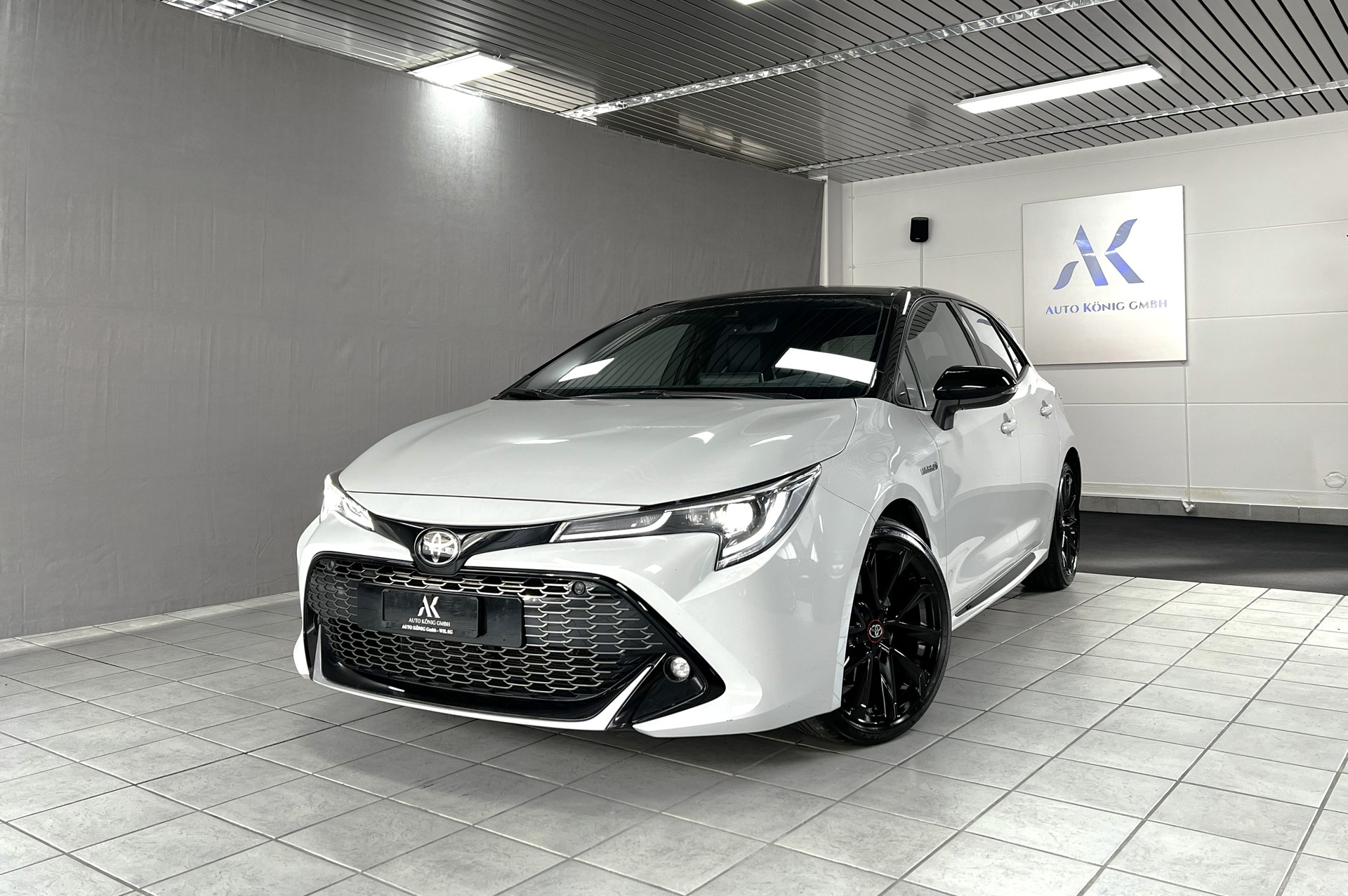 TOYOTA Corolla 2.0 HSD GR-S e-CVT