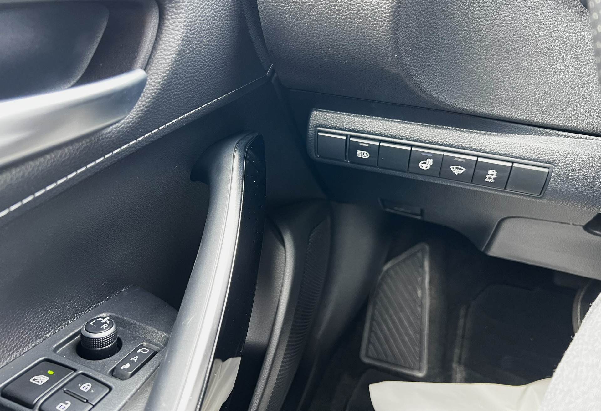 TOYOTA Corolla 2.0 HSD GR-S e-CVT-image-10