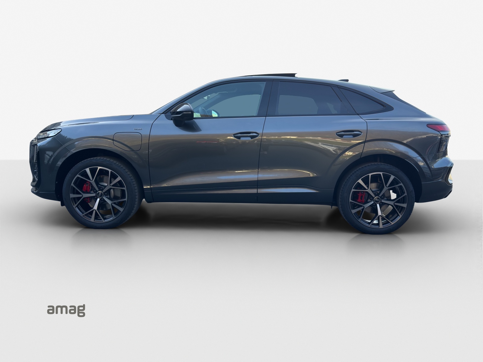AUDI Q3 Sportback e-hybrid 200 kW S tronig-image-1