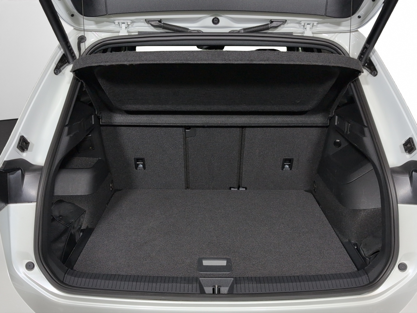 VW Tiguan 2.0 TSI DSG R-Line 4Motion-image-14