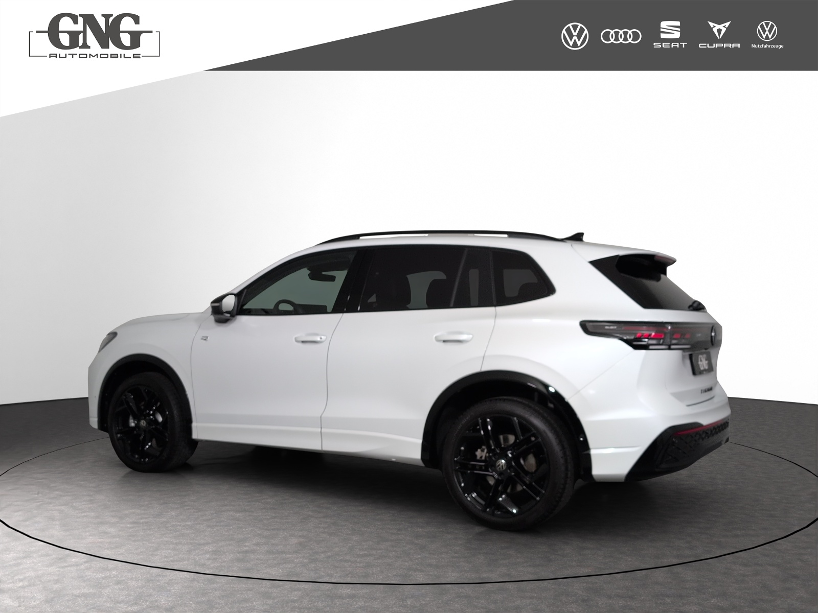 VW Tiguan 2.0 TSI DSG R-Line 4Motion-image-1