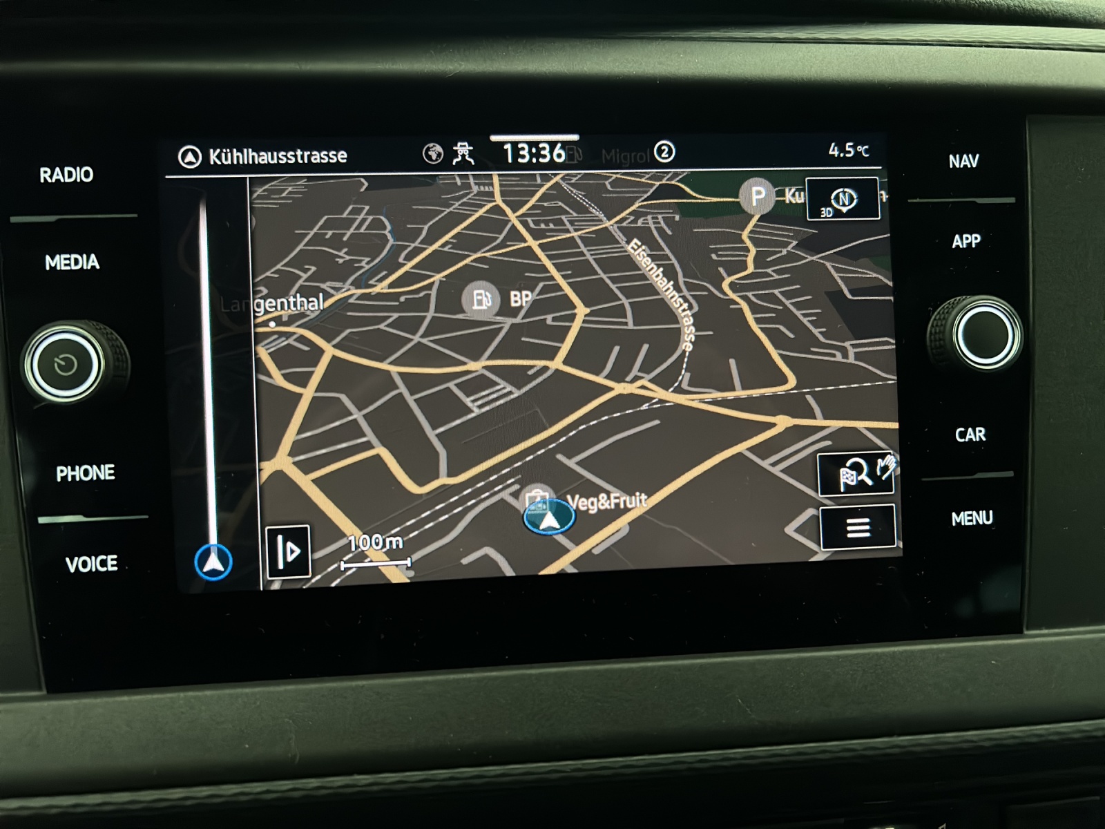 VW T6.1 Caravelle 2.0 TDI Comfortline Liberty DSG - Anhängevorrichtung - 9-Plätzer - Rückfahrkamera-image-12