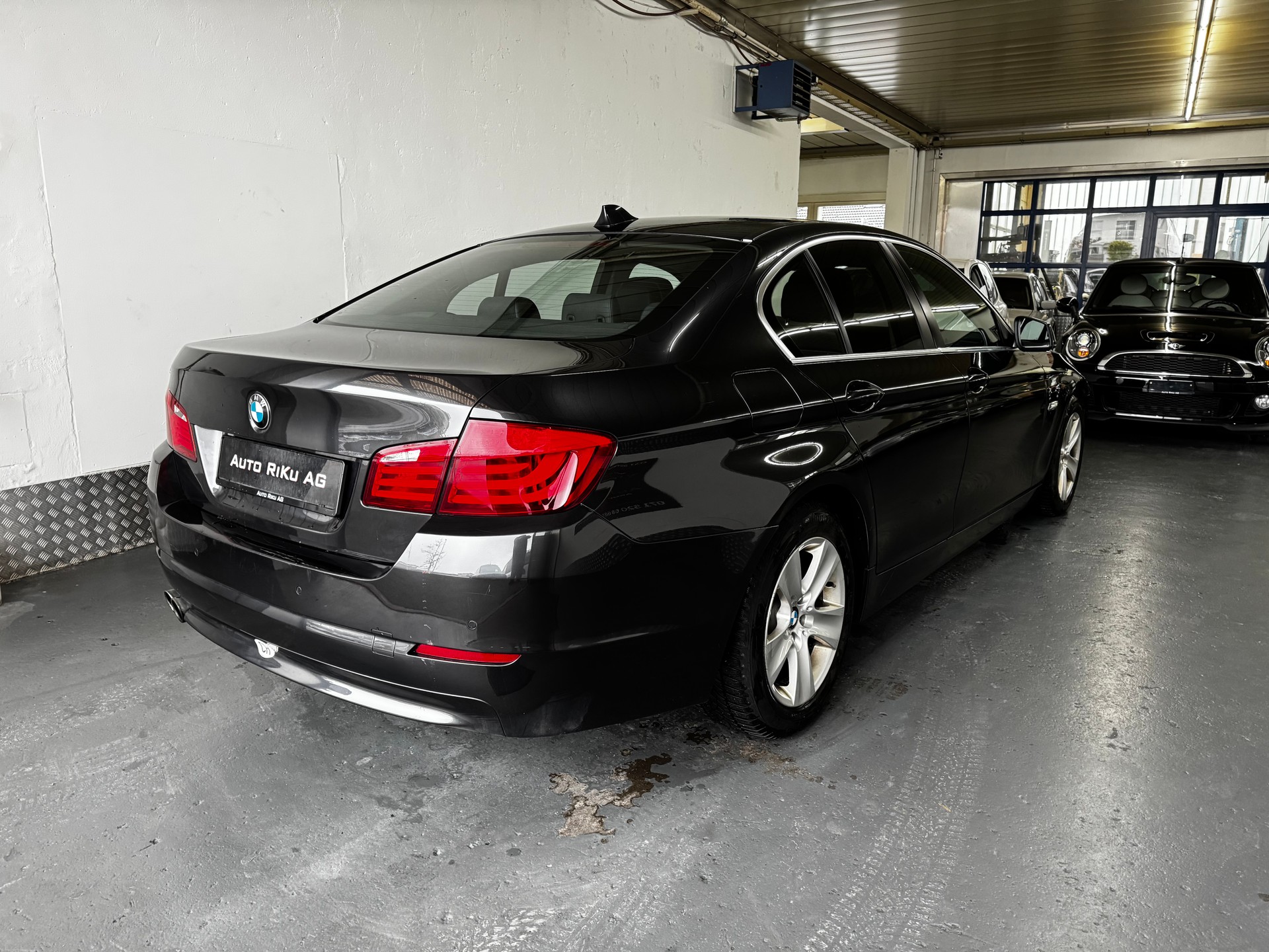 BMW 530d-image-8