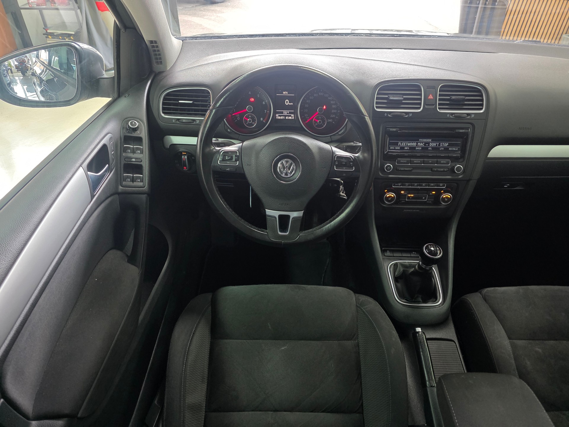 VW Golf 1.4 TSI Trendline-image-9
