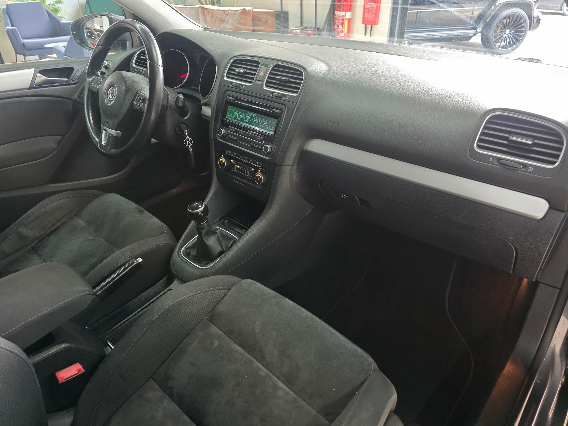 VW Golf 1.4 TSI Trendline-image-8