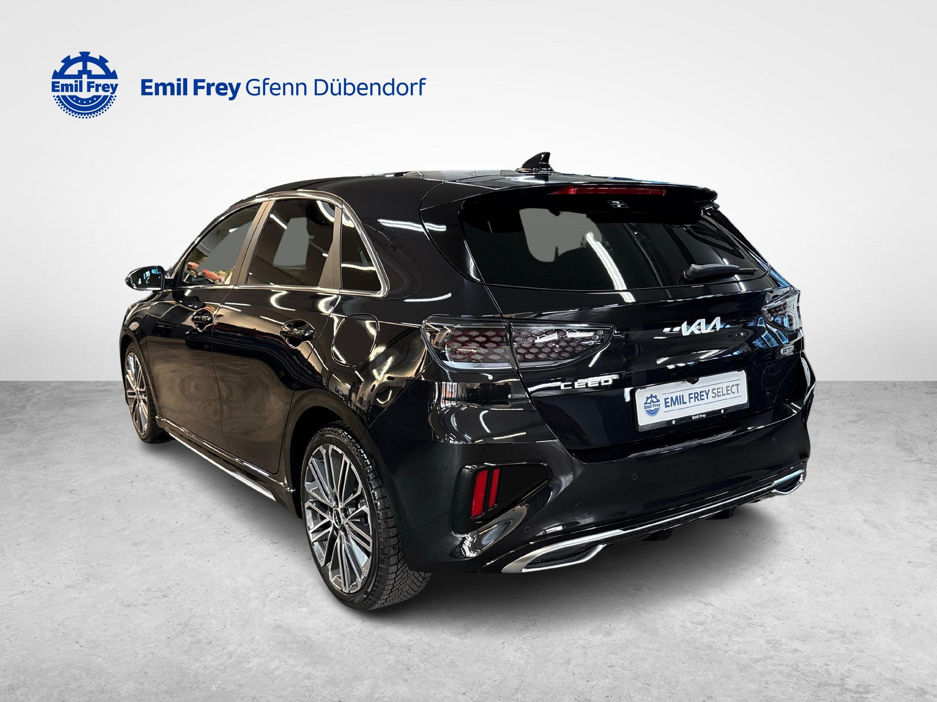 KIA Ceed 1.5 T-GDi GT-Line Edition-image-2