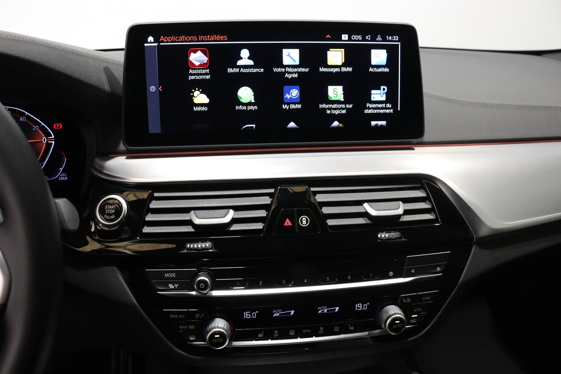 BMW 520d xDrive paddles Touring-image-15