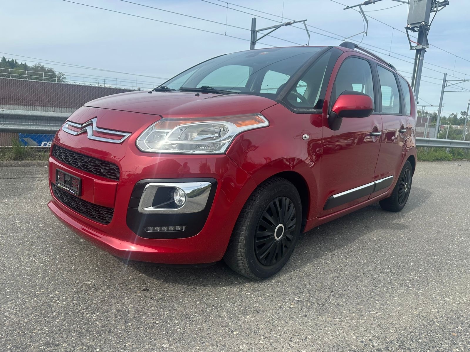 CITROEN C3 Picasso 1.6i 16V Black Top EGS6-image-0
