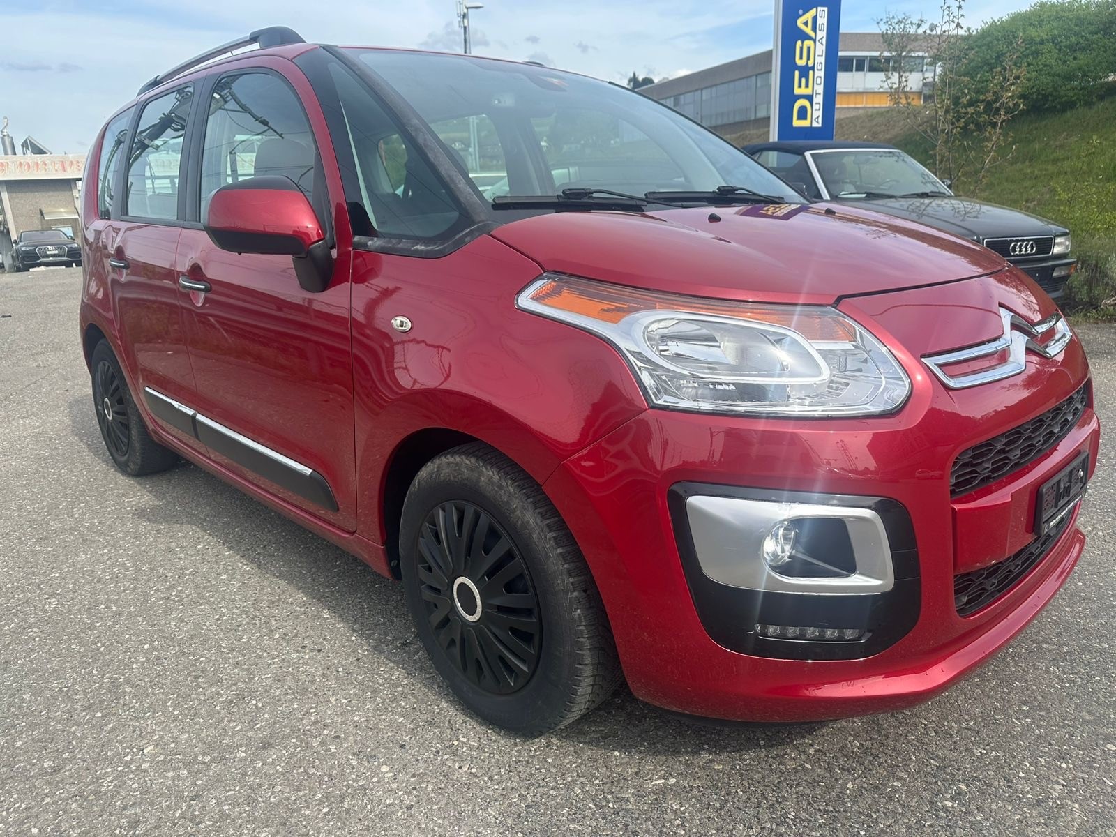 CITROEN C3 Picasso 1.6i 16V Black Top EGS6-image-2