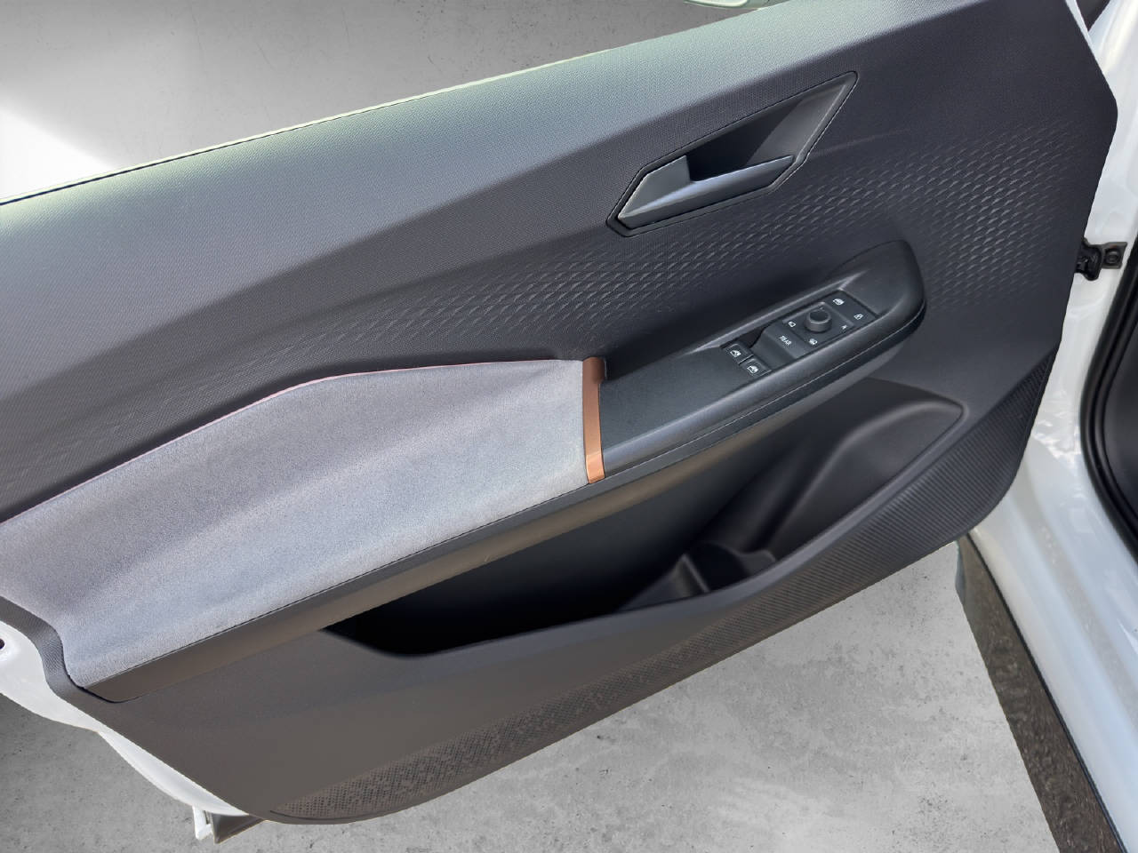 CUPRA Born Electric MY22-image-12