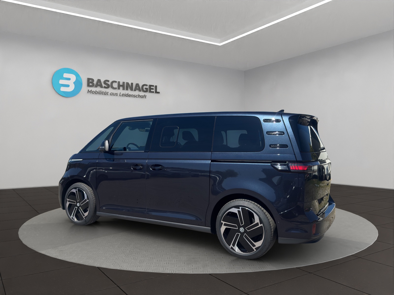 VW ID.Buzz NWB GTX 4 Motion-image-2