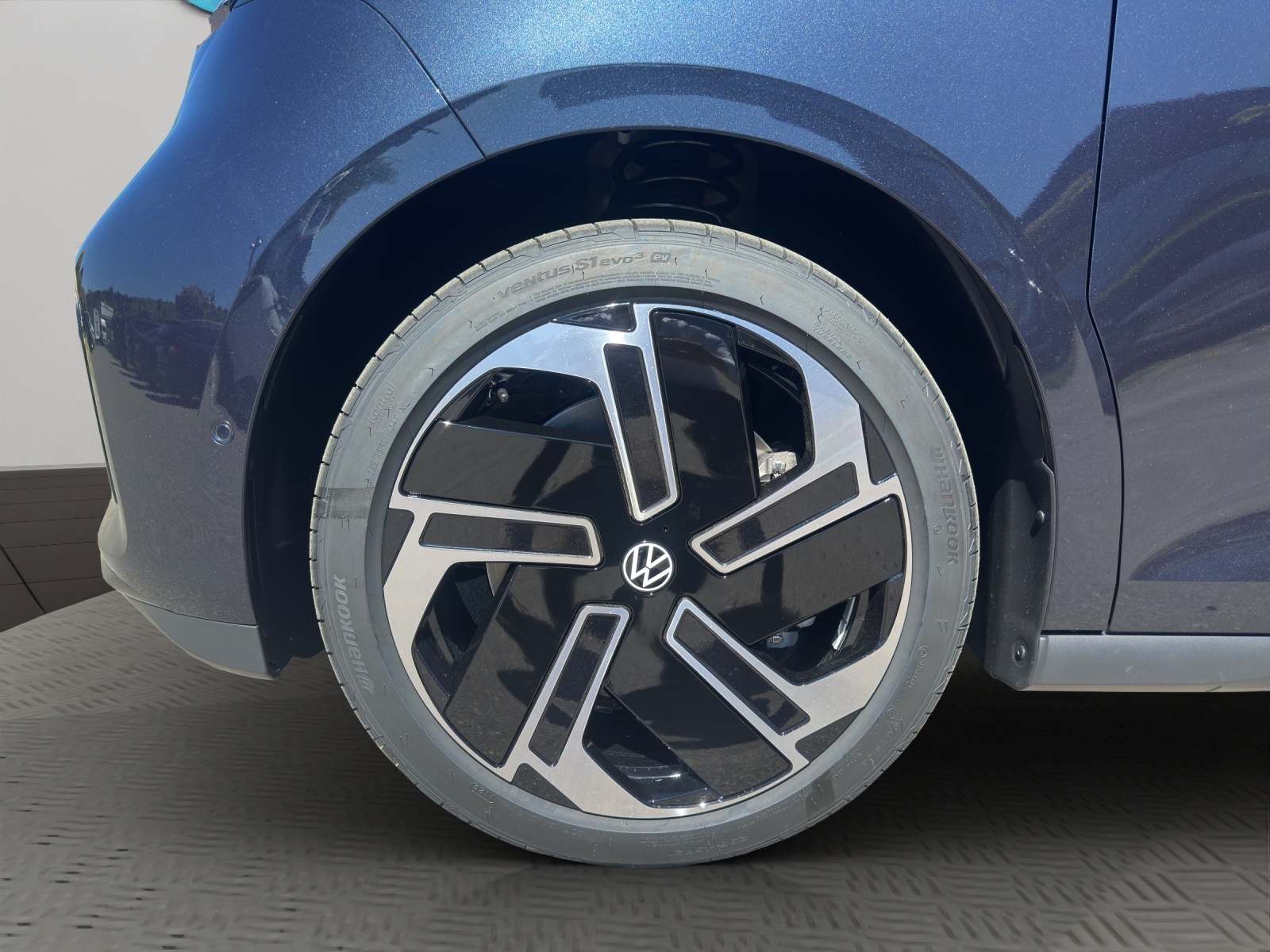 VW ID.Buzz NWB GTX 4 Motion-image-6