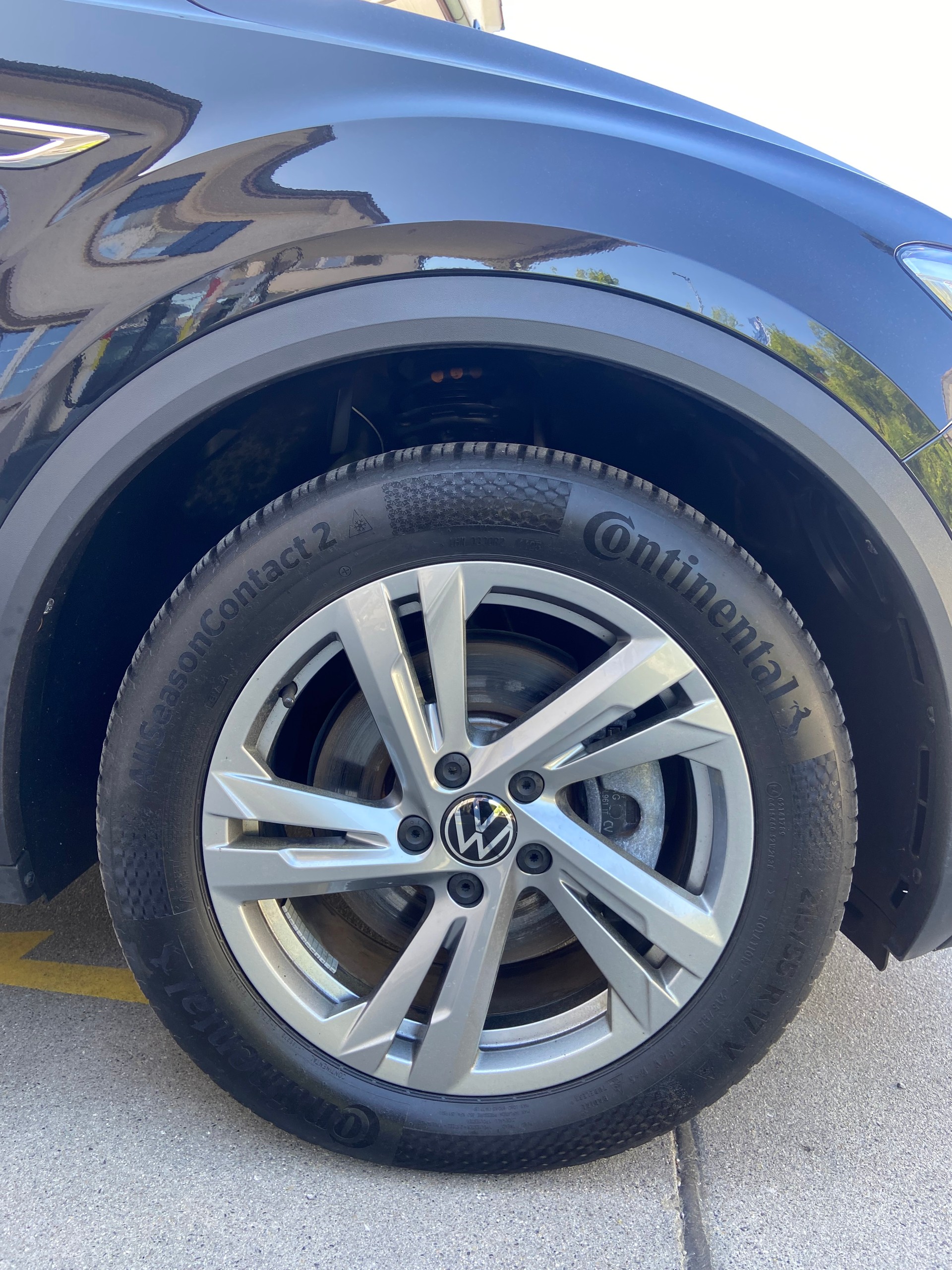 VW T-Roc 2.0 TSI R-Line DSG 4Motion-image-5