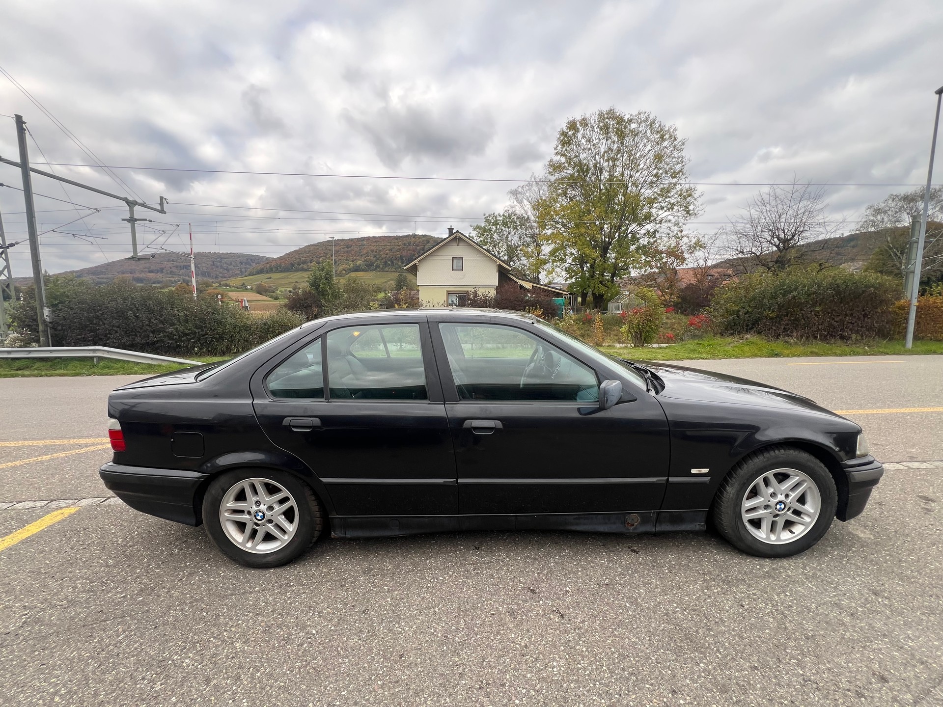 BMW 325tds-image-3