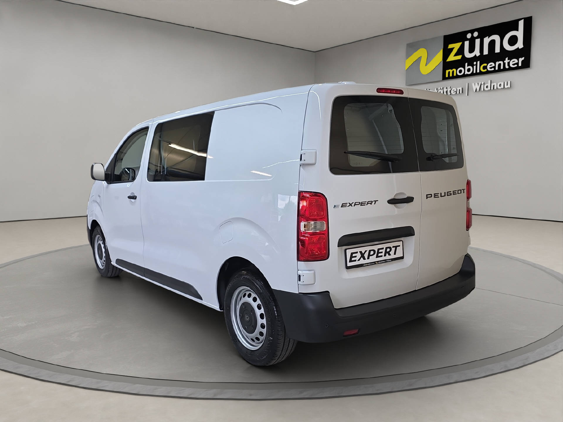 PEUGEOT E-Expert Kaw. Standard 75 kWh-image-2