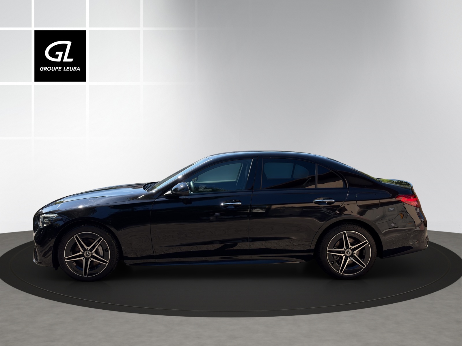 MERCEDES-BENZ C 300de 4Matic AMG Line-image-2