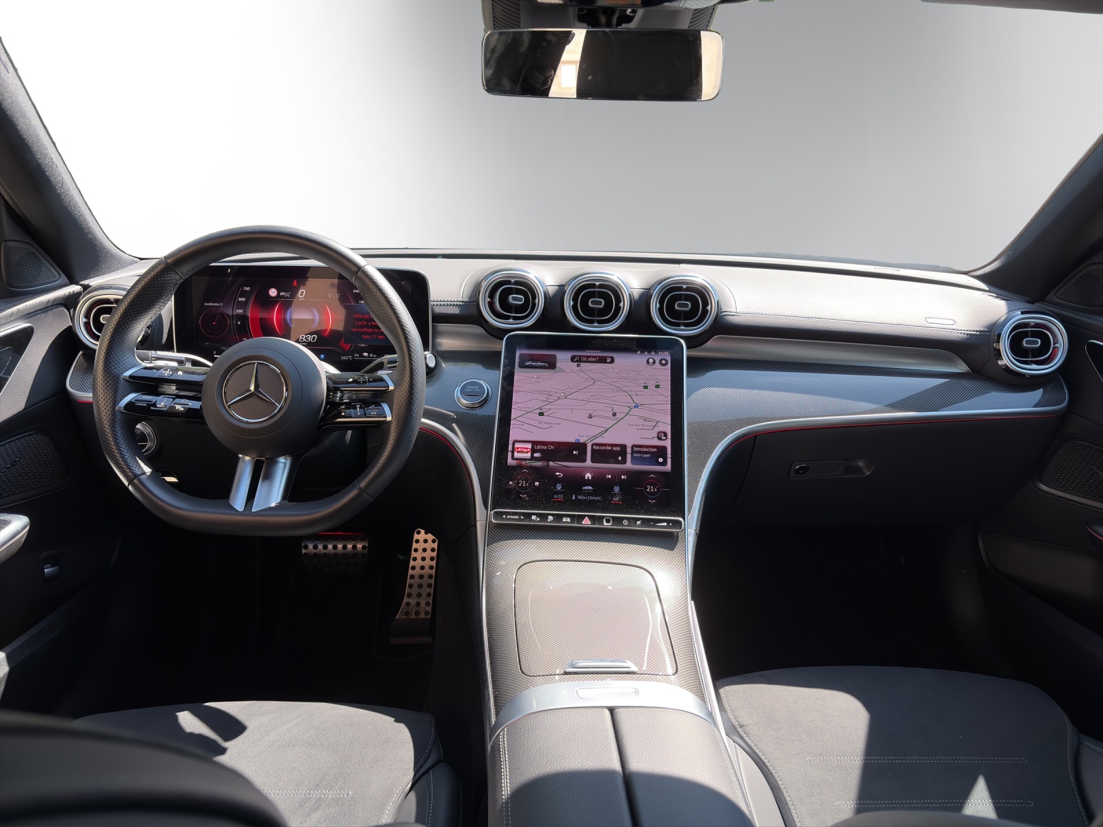 MERCEDES-BENZ C 300de 4Matic AMG Line-image-11