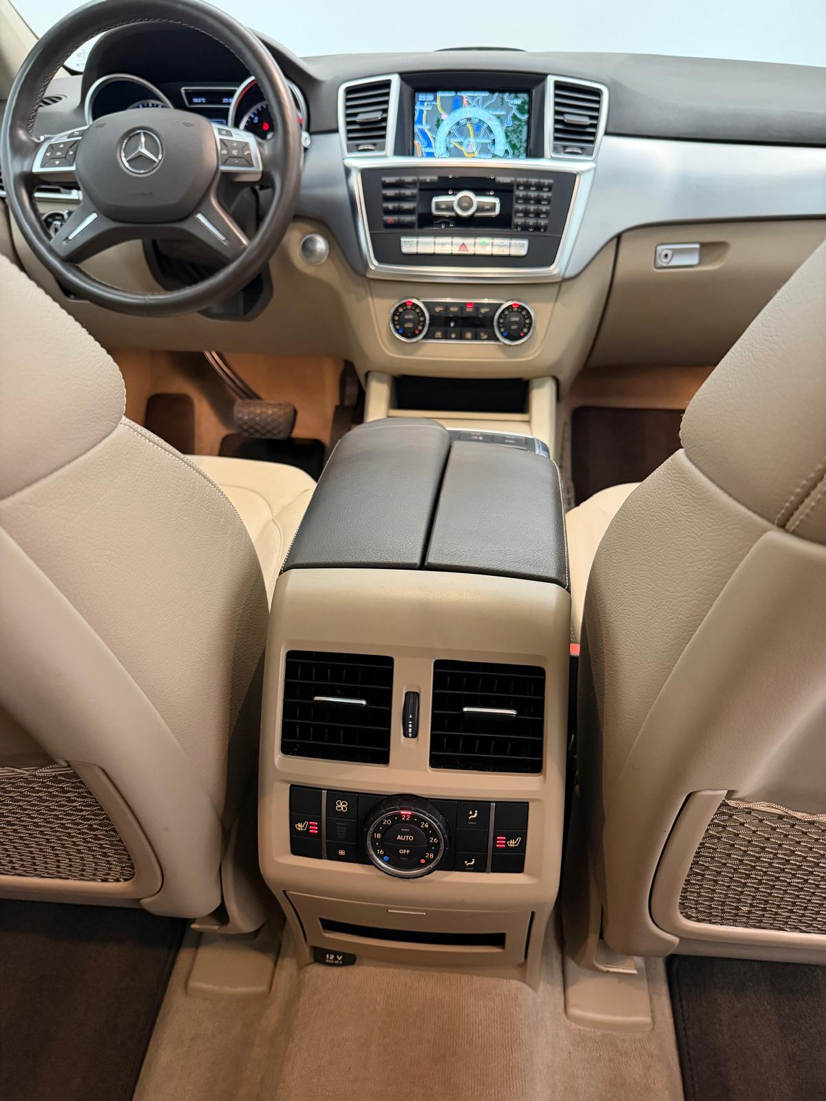 MERCEDES-BENZ ML 350 BlueTEC Executive 4Matic 7G-Tronic-image-13