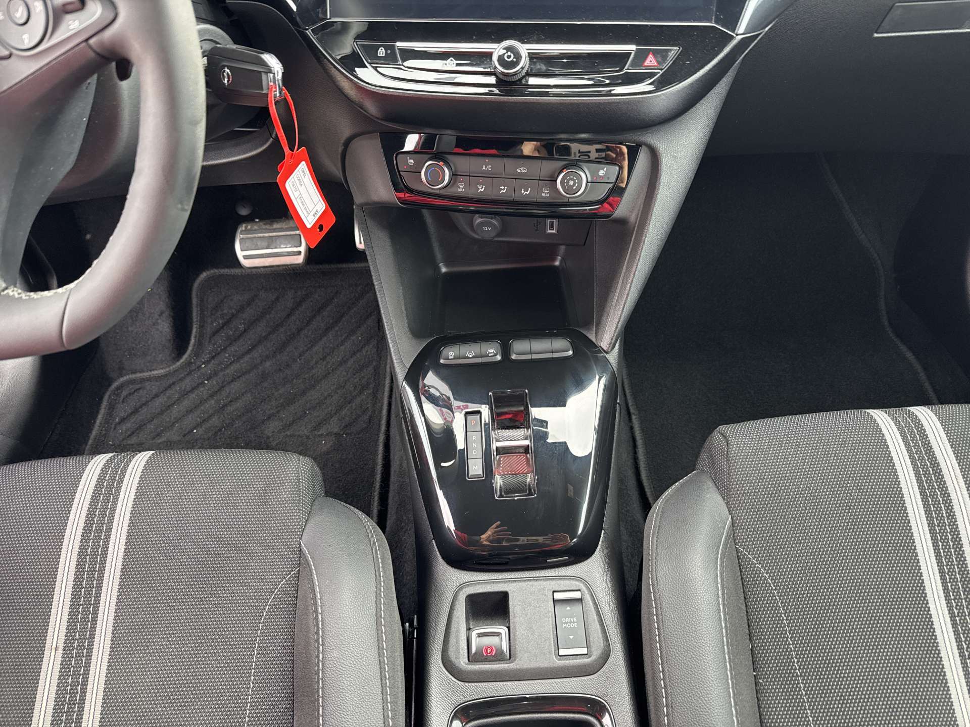 OPEL Corsa 1.2 TP GS Automat TOP-PREIS-image-11