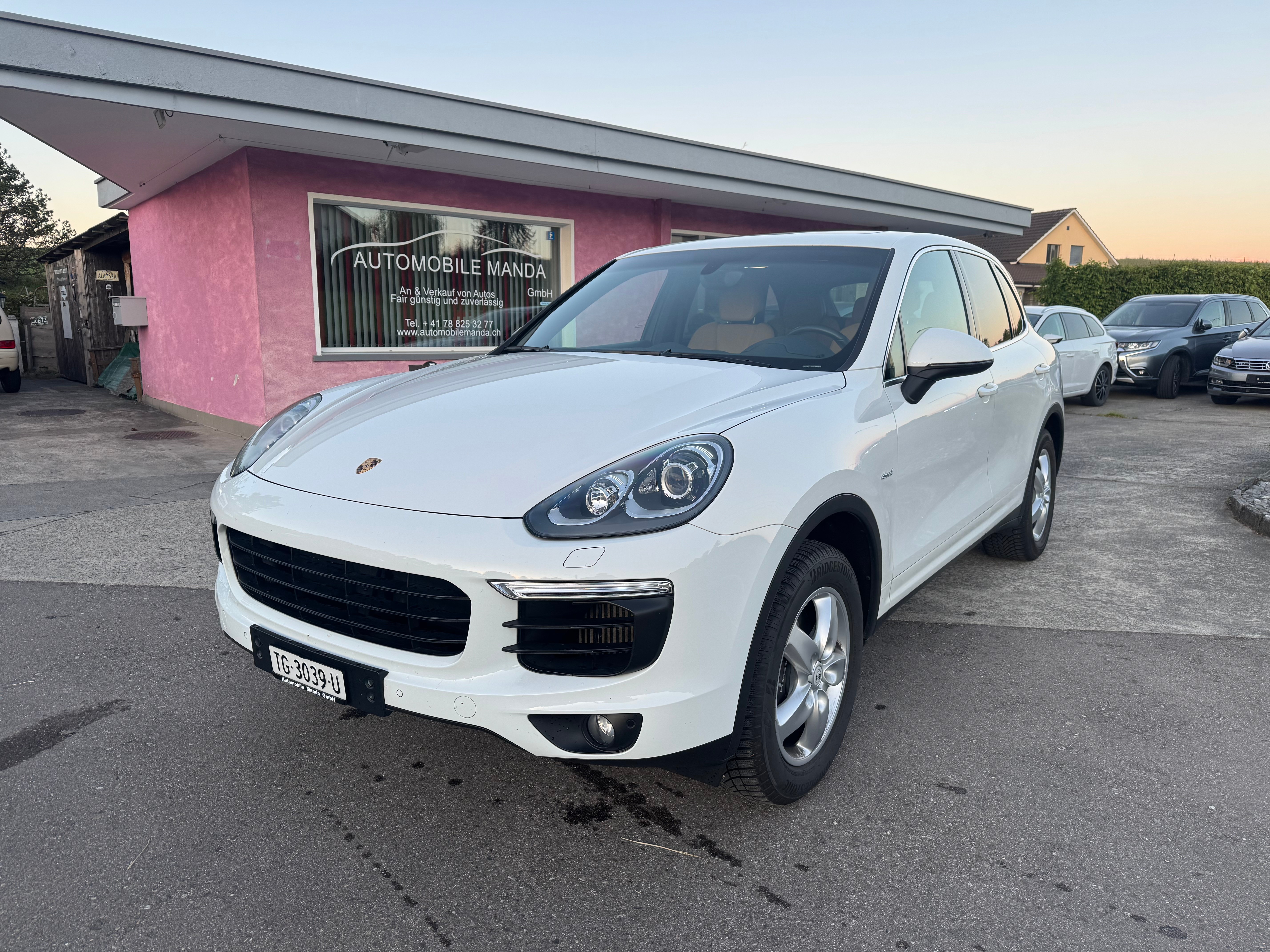 Car photo