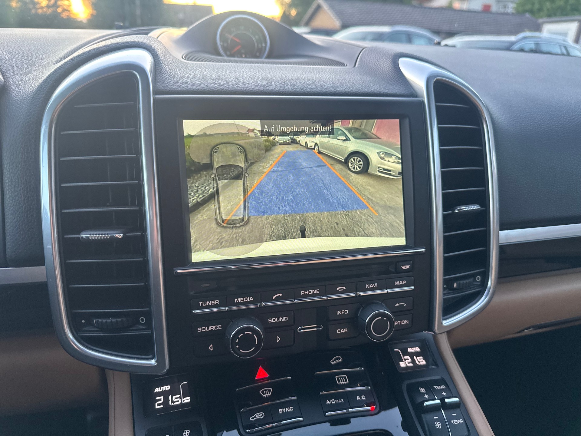 PORSCHE CAYENNE-image-10