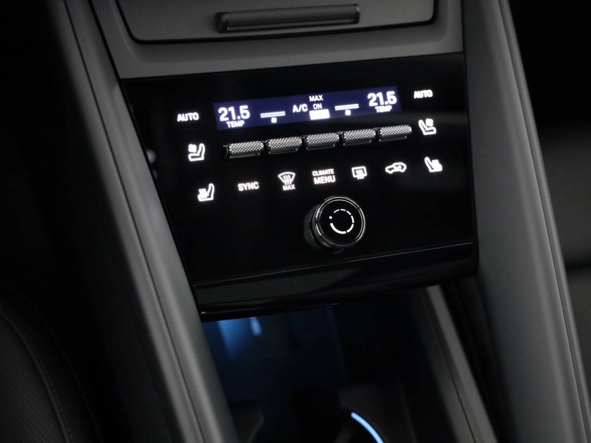 PORSCHE Macan 4-image-14