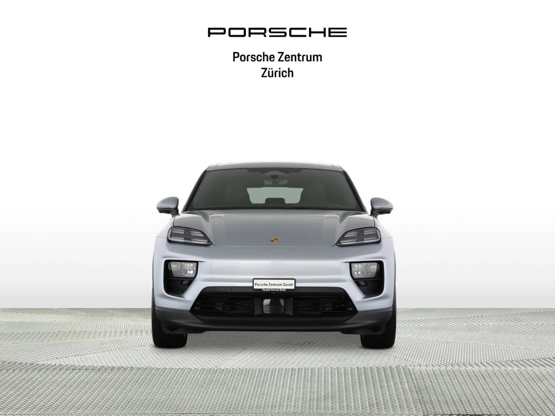 PORSCHE Macan 4-image-6