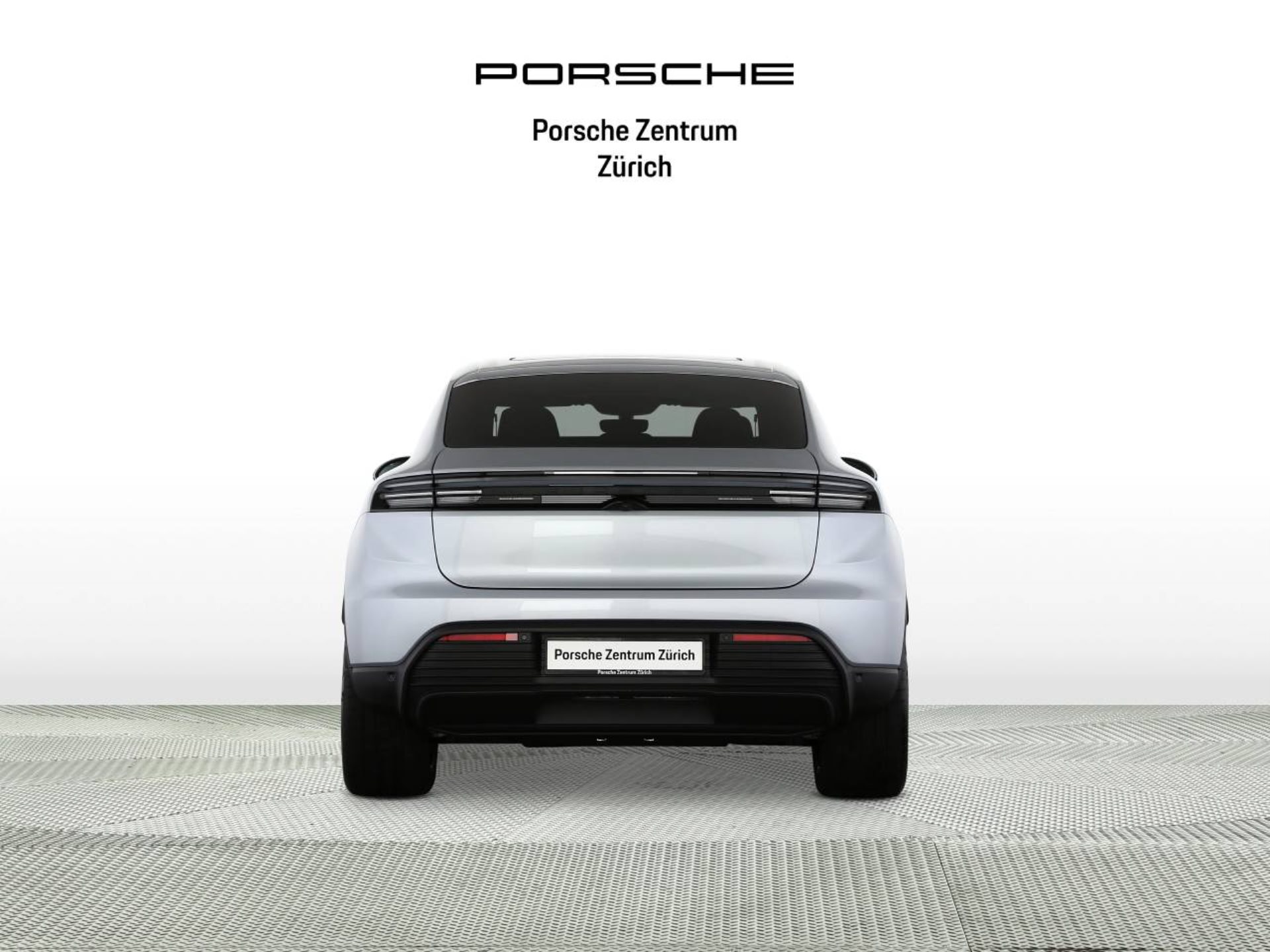 PORSCHE Macan 4-image-7