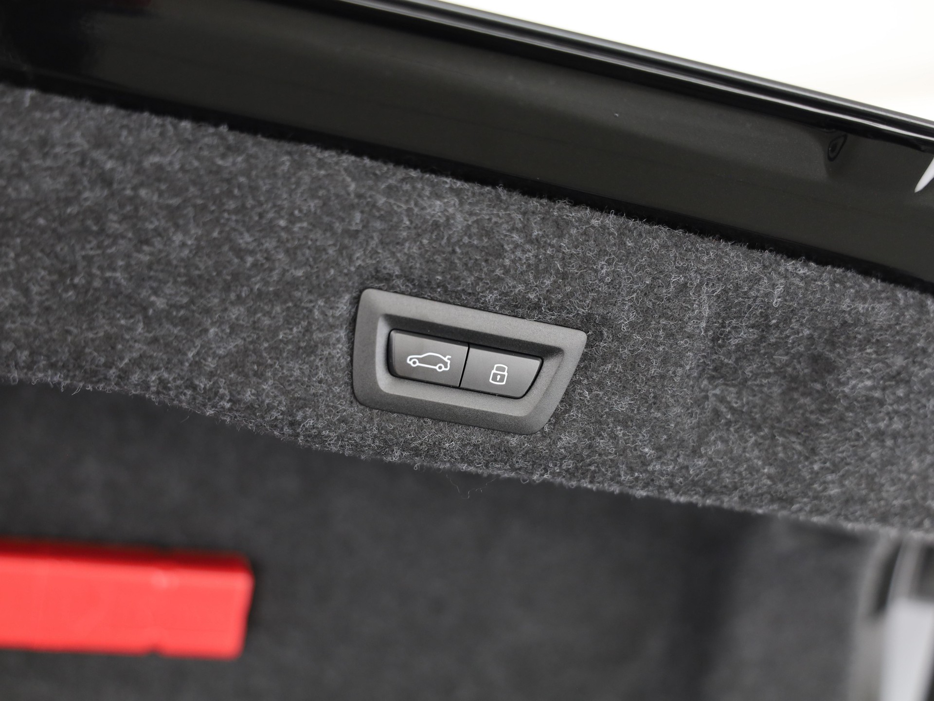 BMW 520d xDrive Limousine-image-7