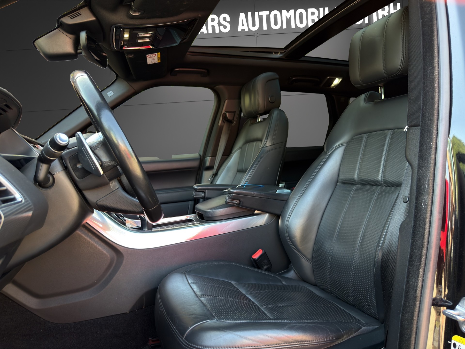 LAND ROVER Range Rover Sport 3.0 SDV6 HSE Dynamic Automatic-image-12