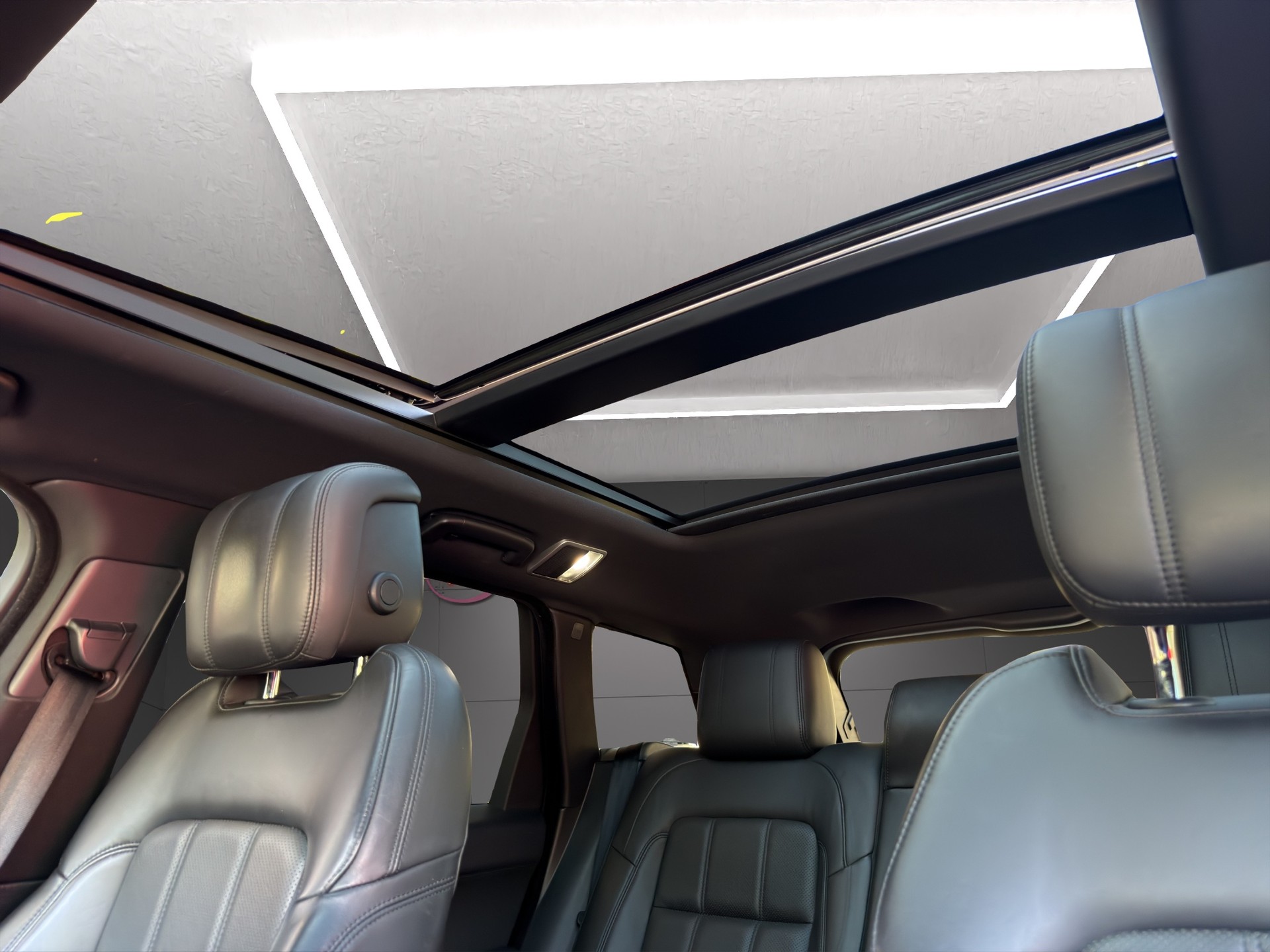 LAND ROVER Range Rover Sport 3.0 SDV6 HSE Dynamic Automatic-image-13