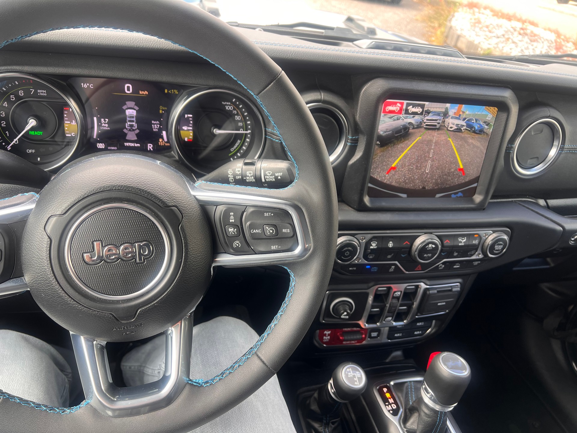JEEP Wrangler 2.0 PHEV Unlimited Rubicon Automatic Soft Top-image-9