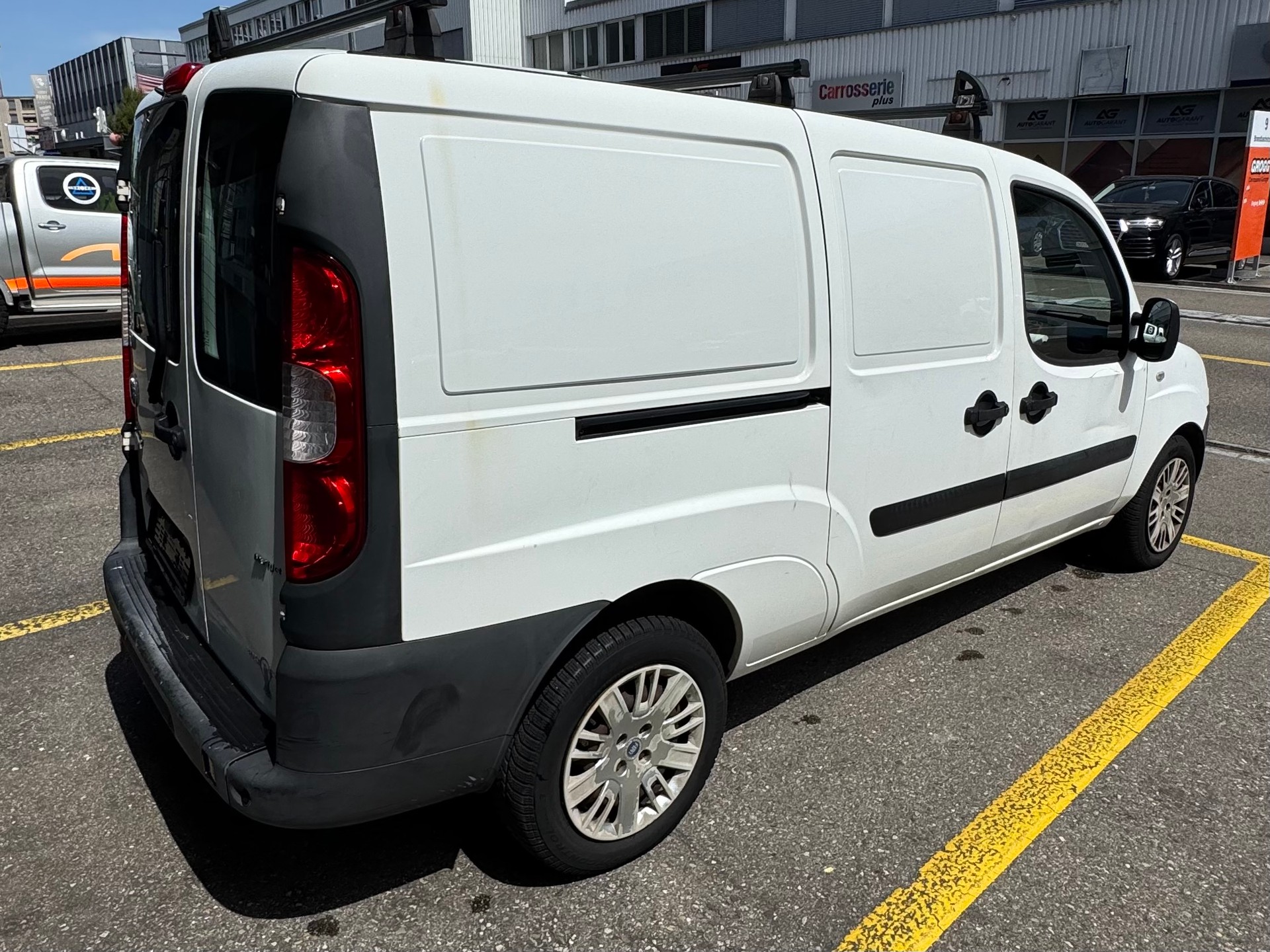 FIAT Doblò 1.9 JTD CargoMaxi Swiss-image-3