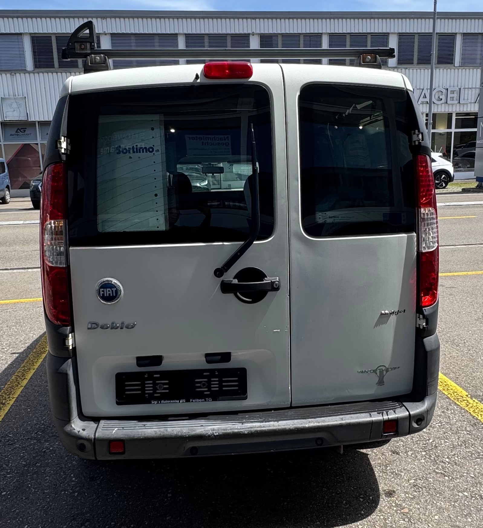 FIAT Doblò 1.9 JTD CargoMaxi Swiss-image-7